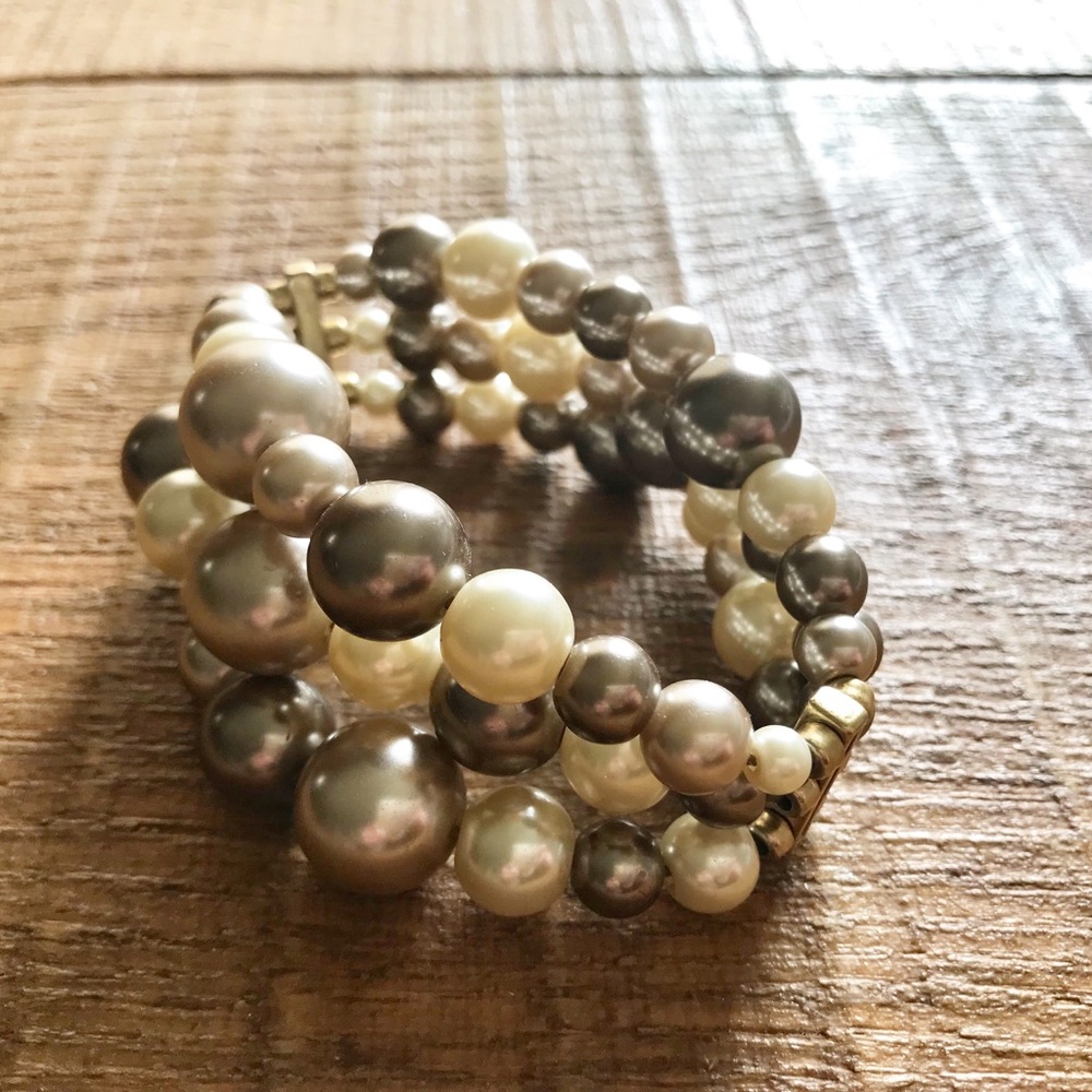 Lia Sophia Retired Pearl Bracelet